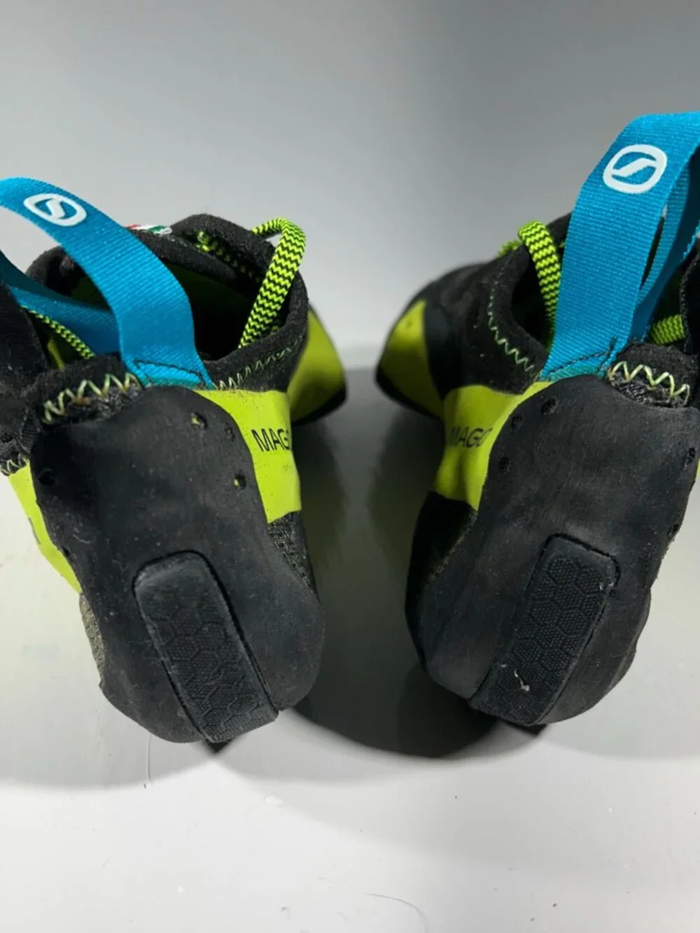 Scarpa Mago Womens Rock Climbing Shoes Size 6.5 EU 37.5 Black Green Lace - ITALY